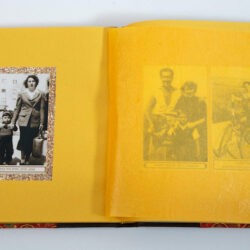 אלבום מעוצב עם כותרות