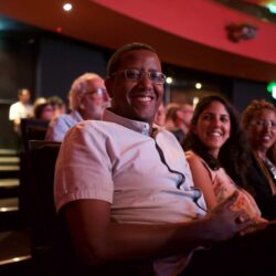 שי פרדו שחקן מחזאי יזם קהילתי