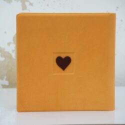 כריכה בעבודת יד