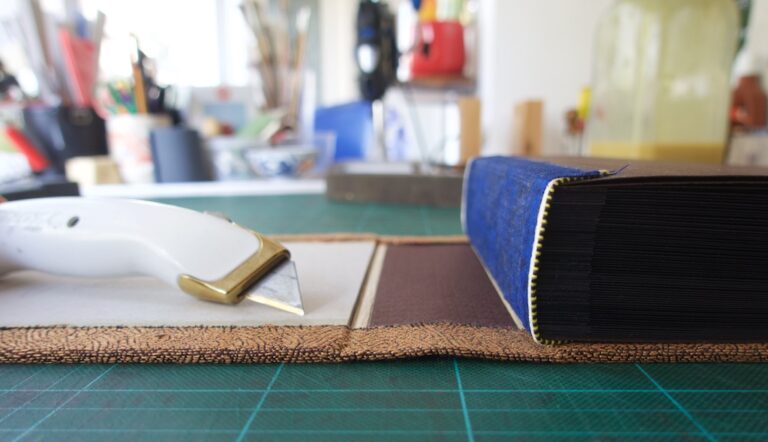 גב עגול לאלבום