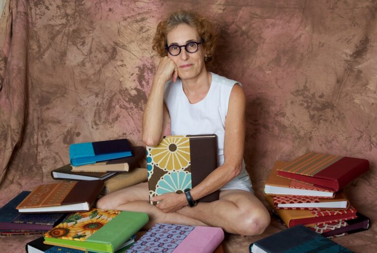 הוצאת ספרים עצמית ואלבומים בעבודת יד