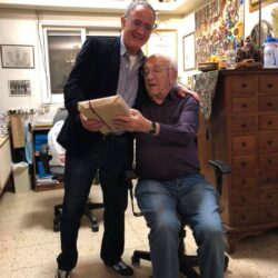 ספר ארוז מתנה