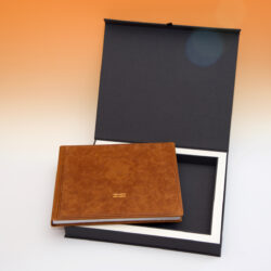 קופסא לספר מתנה לדן שפירו