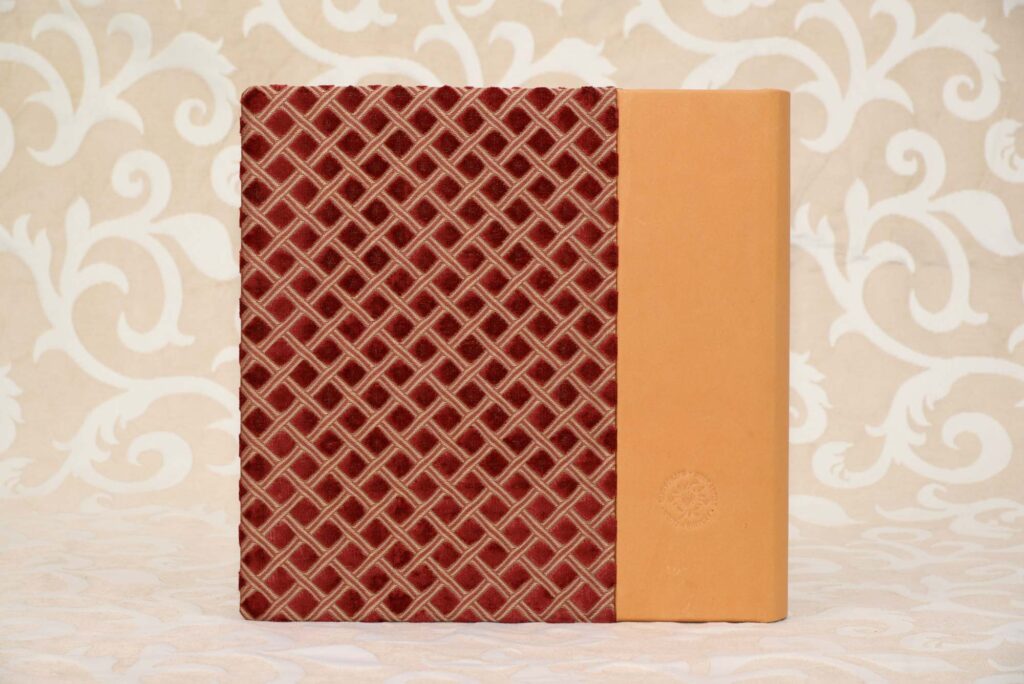 אלבום חתונה בד קטיפה מהודר