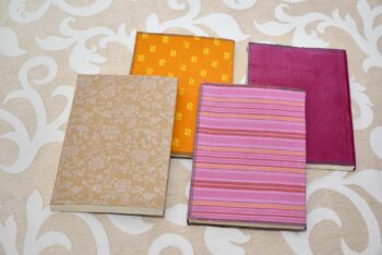 מחברות מחופות בבדים צבעוניים, כריכה רכה