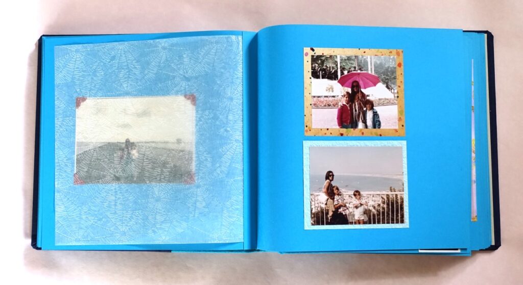 אלבום בהדבקה עם תמונות וברכות