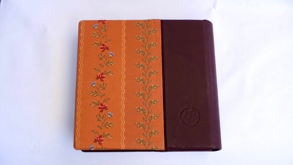 אלבום מתנה ליום הולדת 70