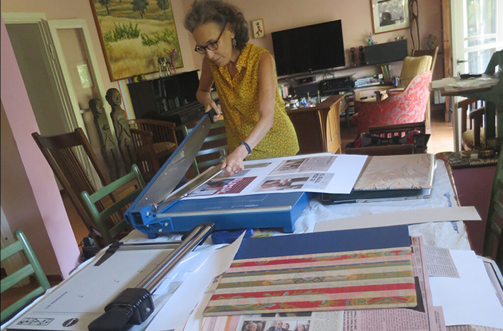 אלבום ברגים בהדבקה