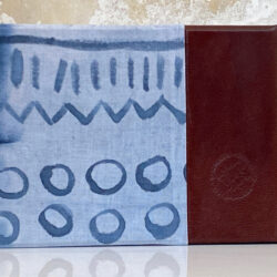 בד תכלת כחול בטיק נייר כחול