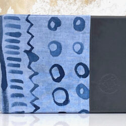 בד תכלת כחול בטיק עבודת יד