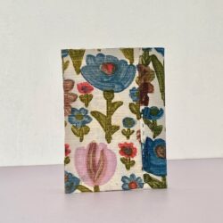 מחברת חלקה פרחונית